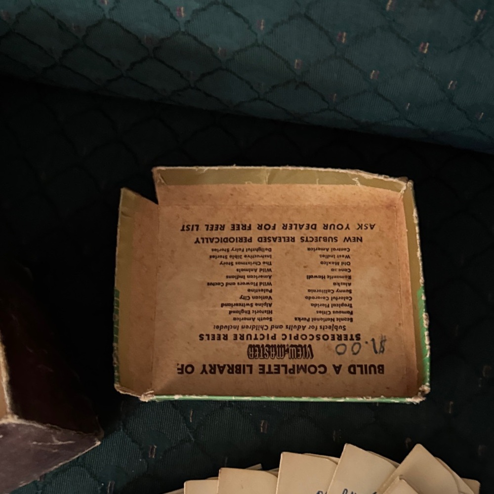 View-Master Stereoscope Box - Picture 4 of 16